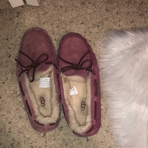 UGG Shoes - Pink women’s ugg slippers